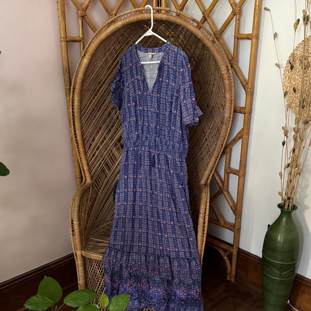 Knox Rose Blue and Pink Floral Maxi Dress